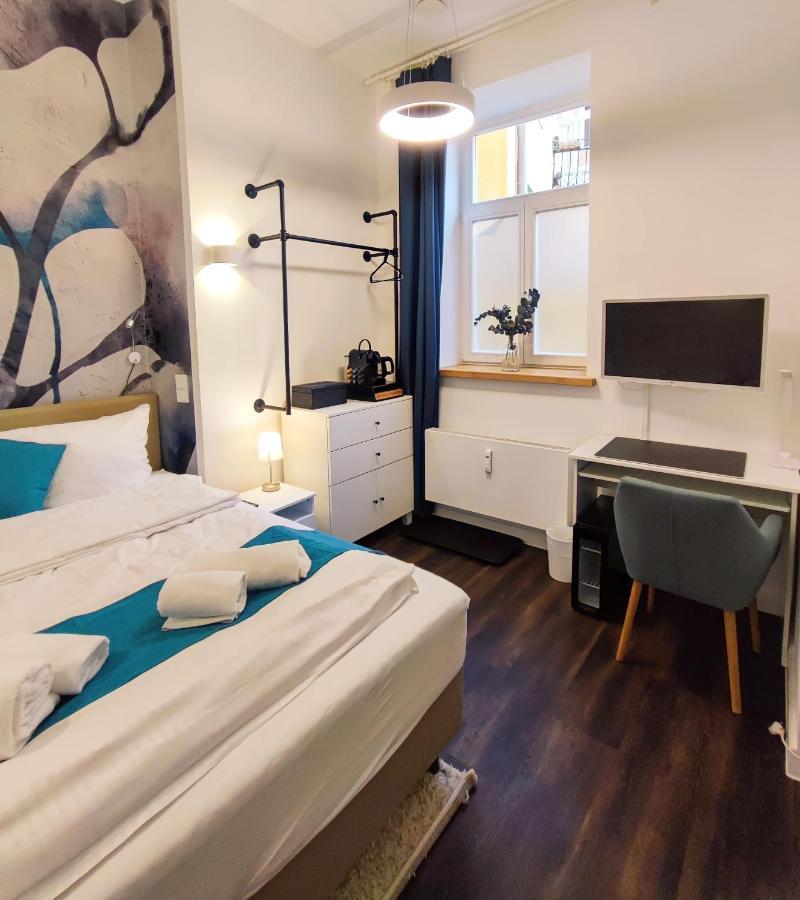 Homely Stay Studio 1 - Small And Cozy Self-Check-In Room In Мюнхен Экстерьер фото